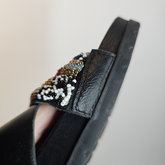Gioseppo Beaded Haverhill Black open toe Strap Flat Leather Sandal Size 8 or 39 - Picture 11 of 12